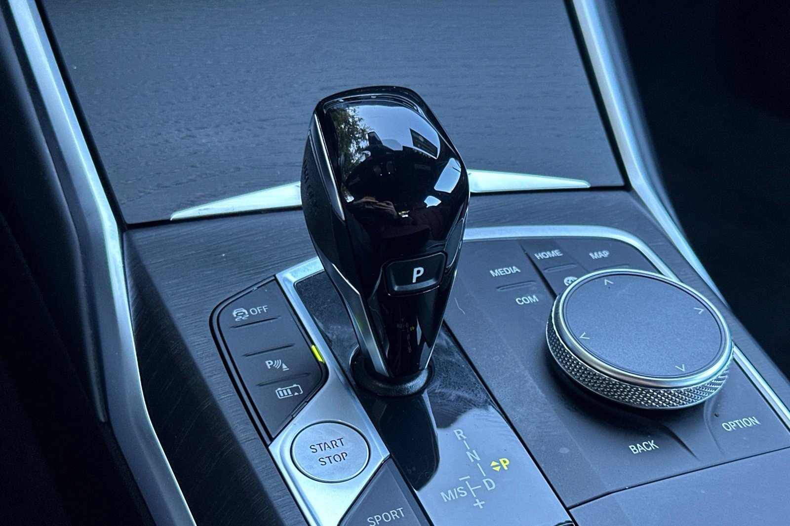 Certified 2022 BMW 330e w/ Premium Package image 26