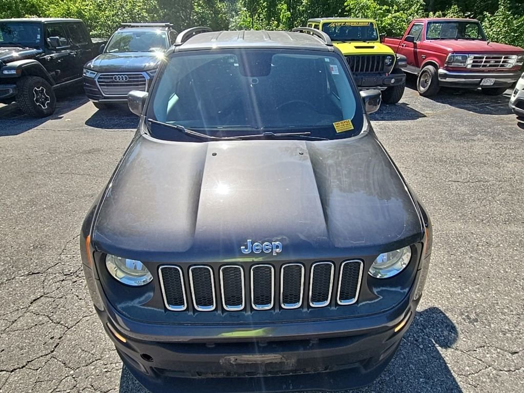 Used 2017 Jeep Renegade Latitude AWD/4WD image 13