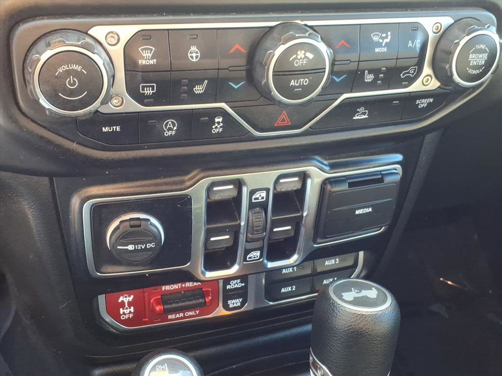 Used 2022 Jeep Wrangler Unlimited Rubicon w/ Cold Weather Group image 14