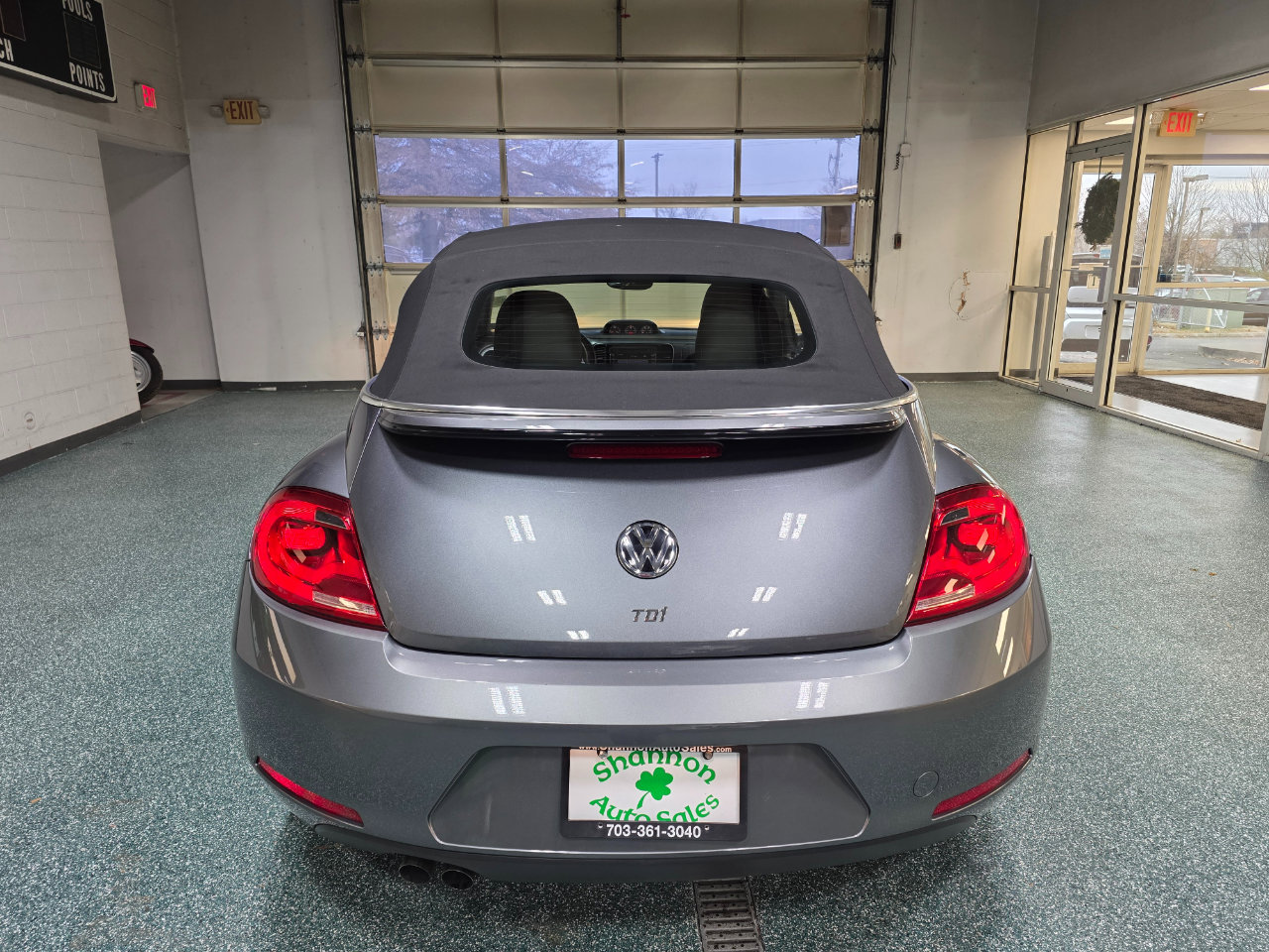 Used 2013 Volkswagen Beetle TDI image 8
