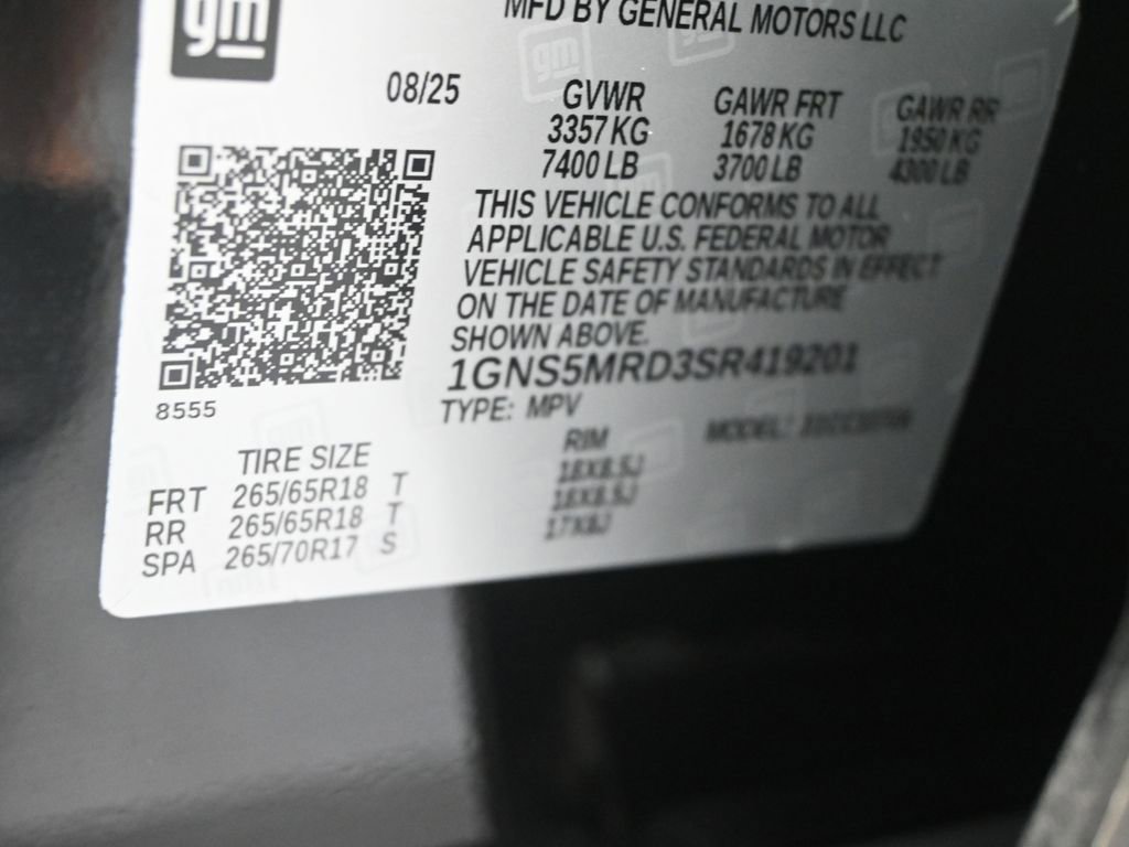 Used 2025 Chevrolet Tahoe LS RWD image 9
