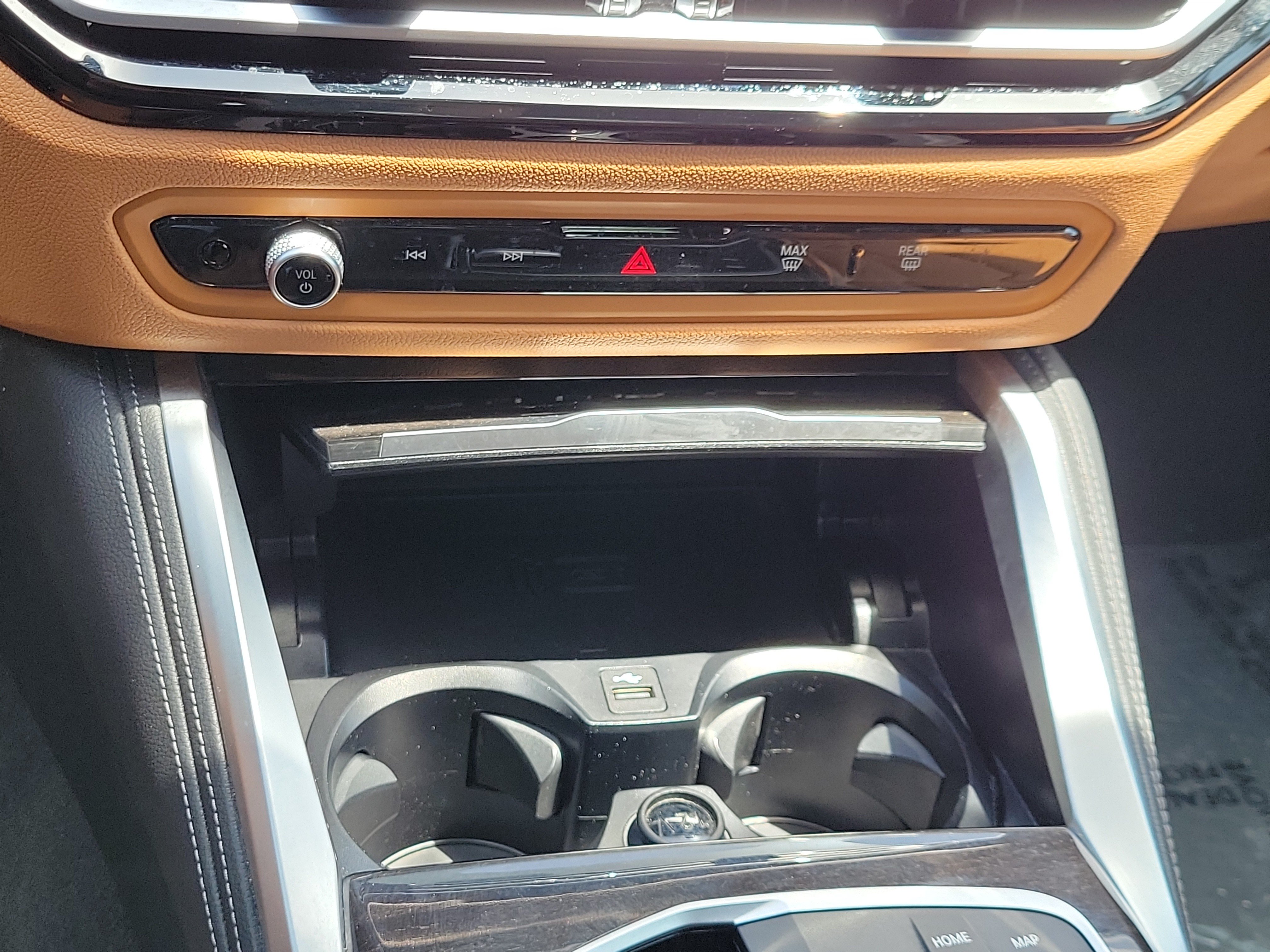 Used 2024 BMW M440i Convertible w/ Parking Assistance Package RWD image 22