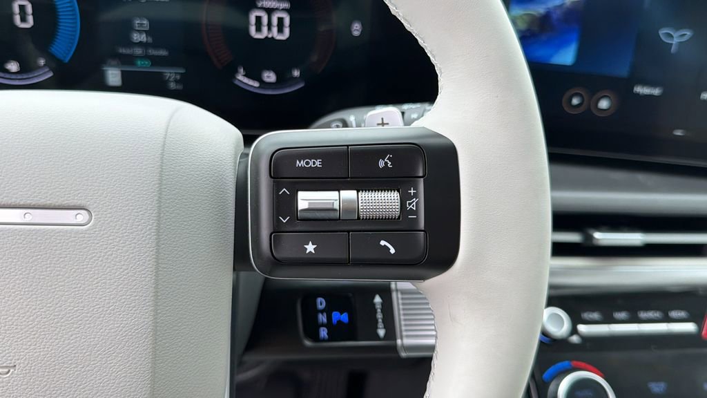 New 2026 Hyundai Santa Fe SE image 30