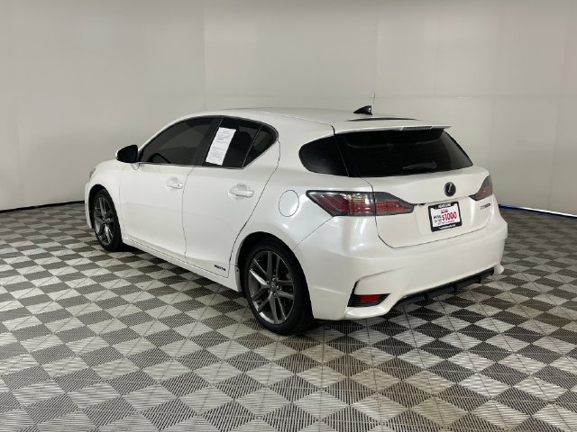Used 2017 Lexus CT 200h w/ Navigation System Package FWD image 15