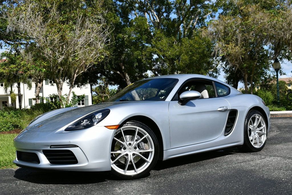 Used 2018 Porsche 718 Cayman RWD image 20