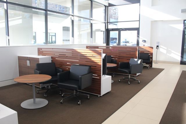 Used 2024 Land Rover Defender 110 S image 31