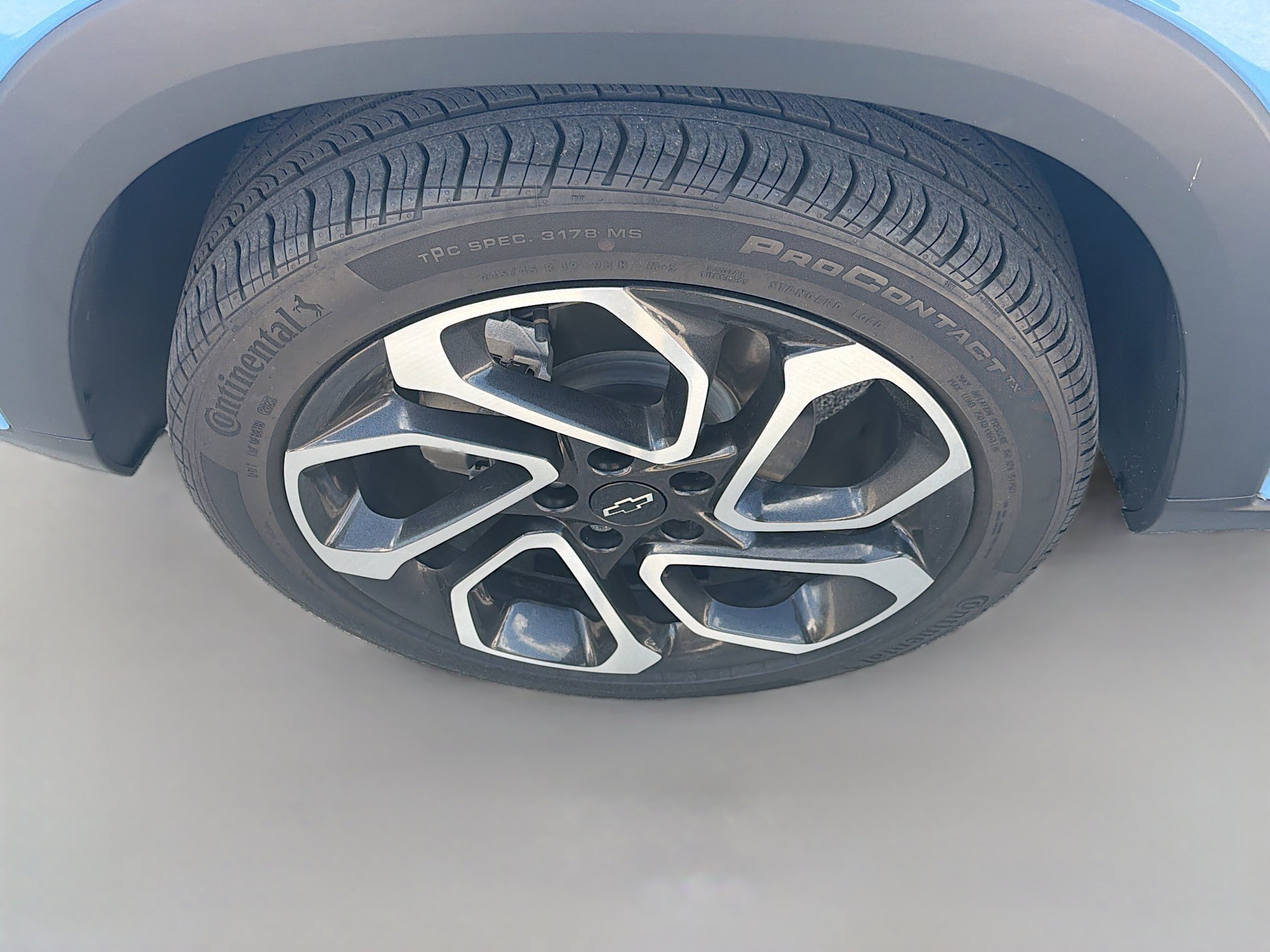 Used 2024 Chevrolet Trax RS FWD image 33