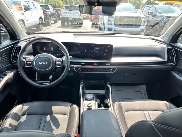 Used 2025 Kia Sorento EX w/ EX Panoramic Sunroof Package AWD/4WD image 27