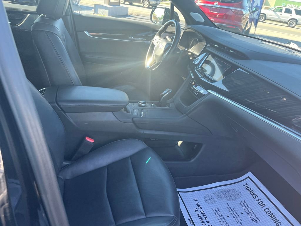 Used 2024 Cadillac XT6 Premium Luxury image 30