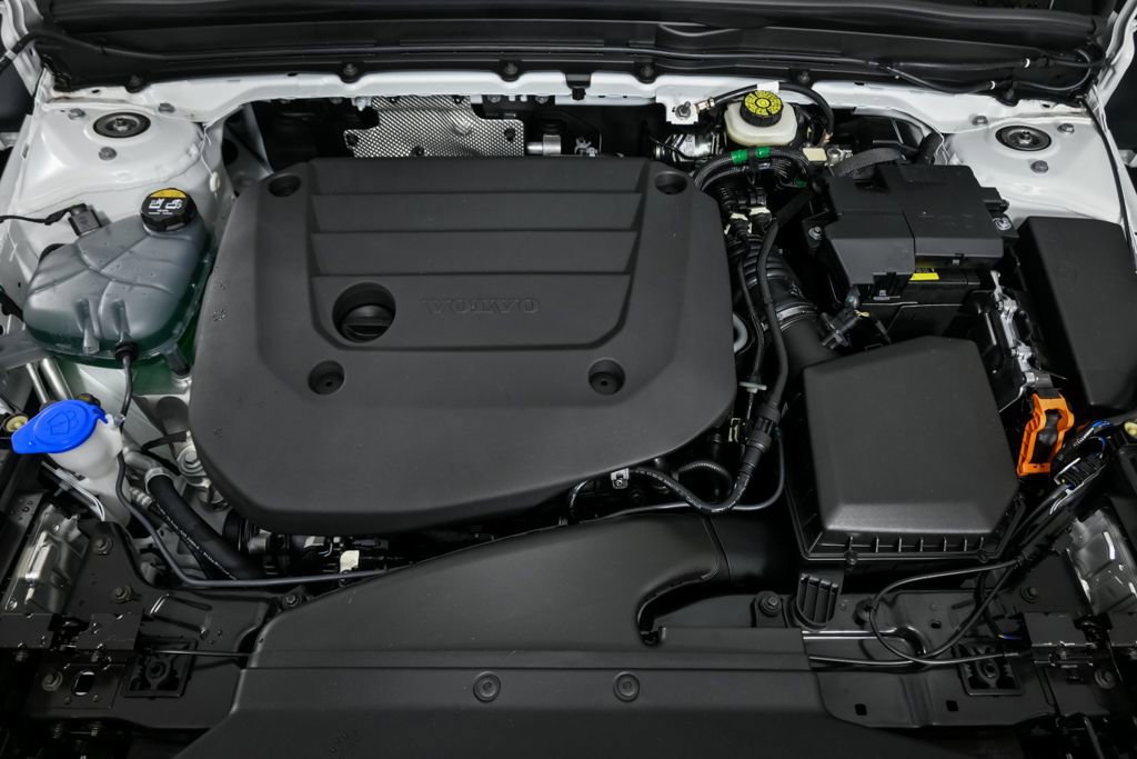 Certified 2026 Volvo XC40 B5 Core w/ Climate Package image 34