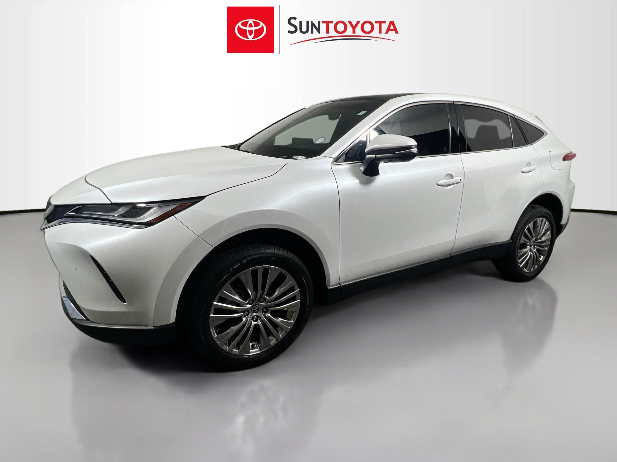 Used 2023 Toyota Venza Limited AWD/4WD image 9