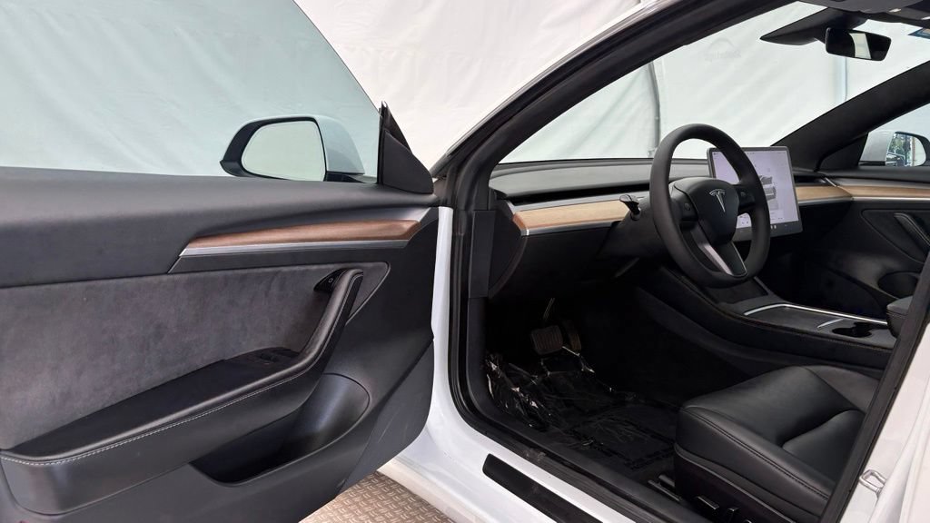 Used 2022 Tesla Model 3 Long Range AWD/4WD image 30