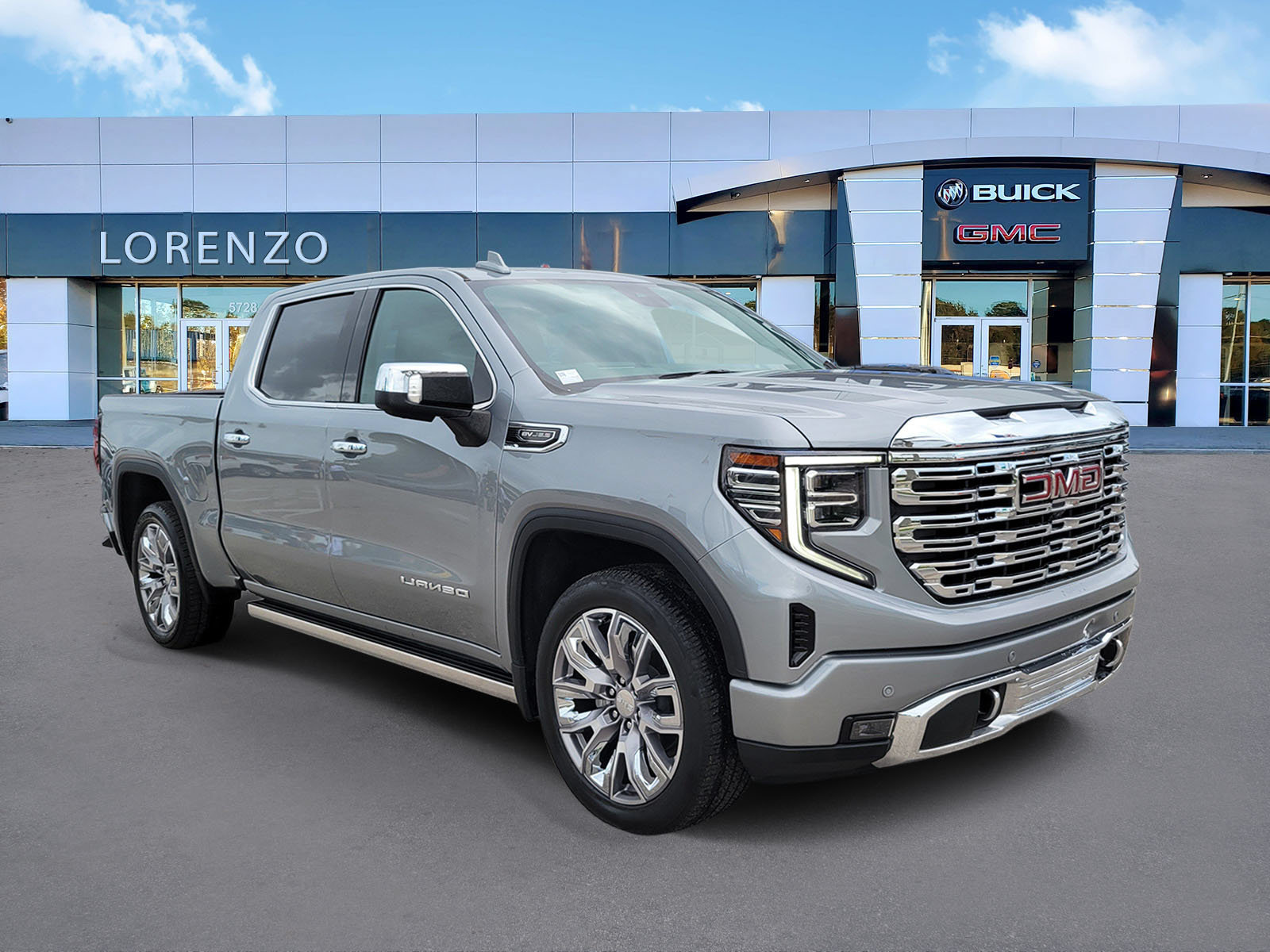 Used 2024 GMC Sierra 1500 Denali w/ Denali Reserve Package AWD/4WD image 2