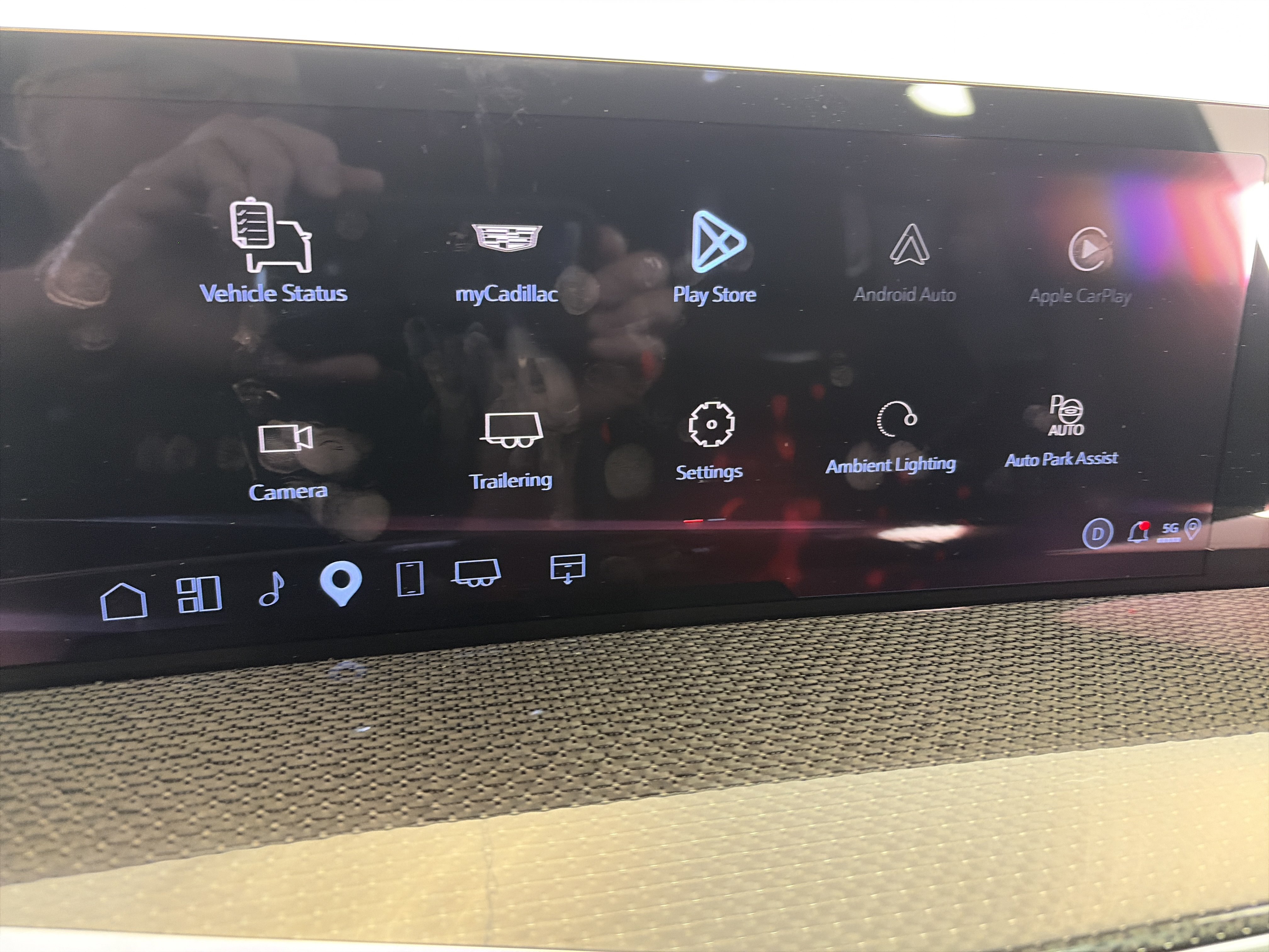 Used 2026 Cadillac Escalade ESV V w/ LPO, ONYX Package AWD/4WD image 26