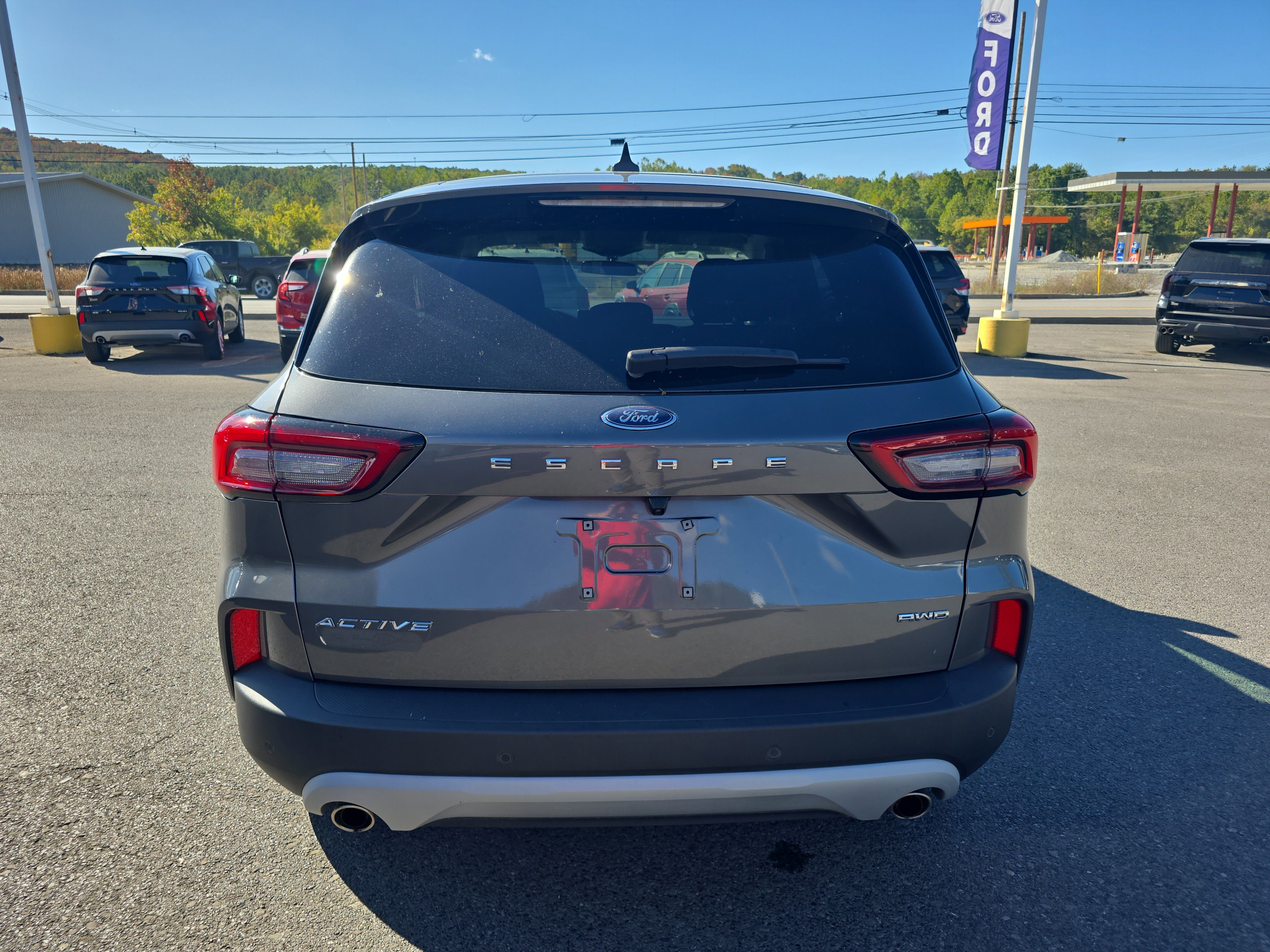 Used 2023 Ford Escape Active w/ Tech Pack #1 image 4