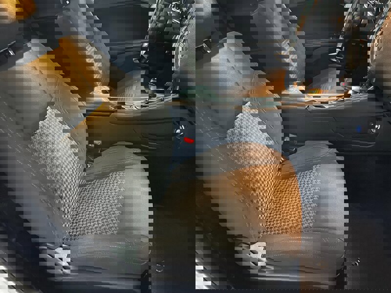 Used 2020 Dodge Challenger SXT image 18