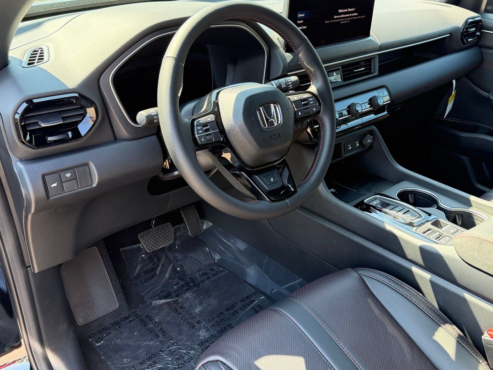 New 2026 Honda Pilot Black Edition image 4