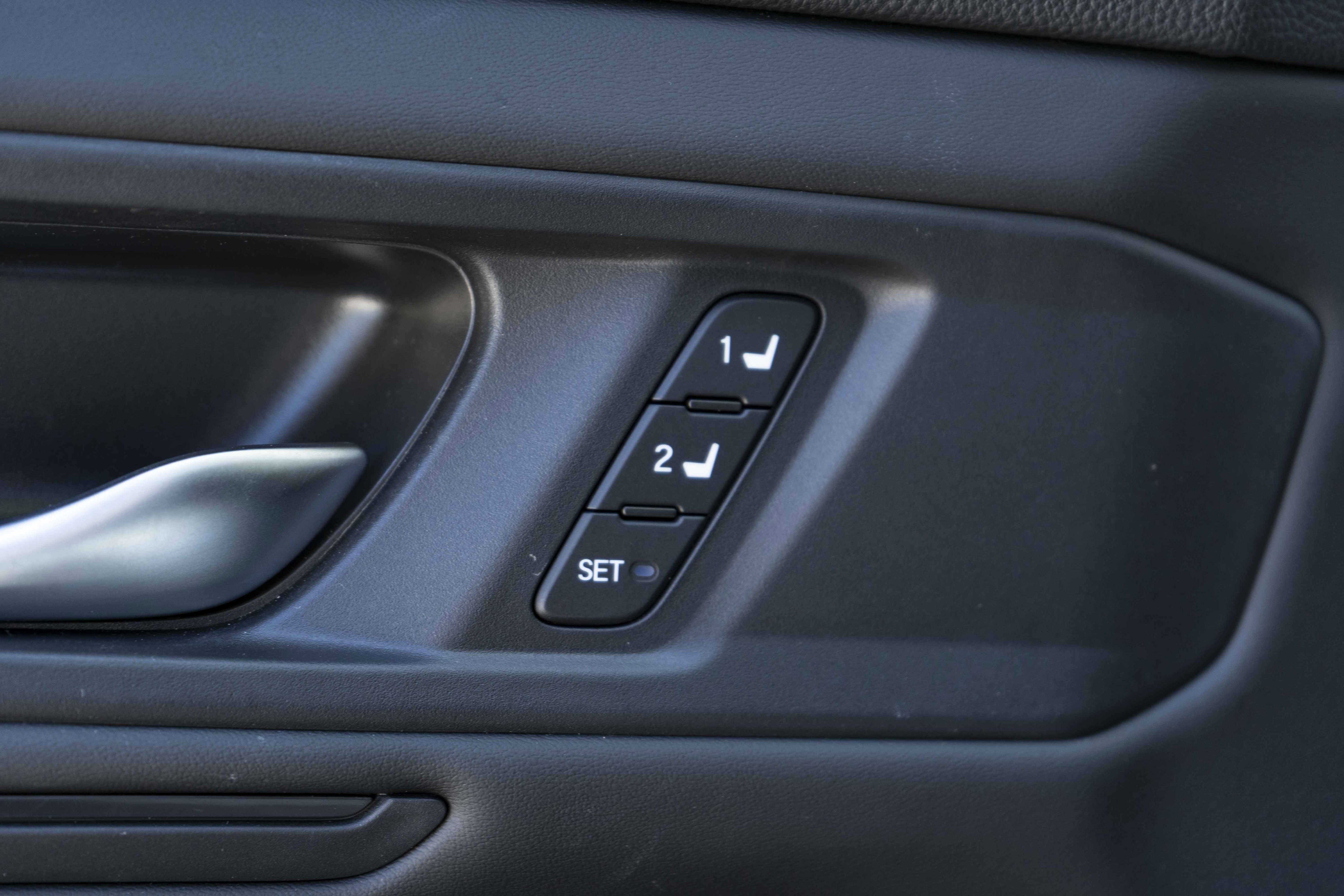 Used 2025 Honda Accord EX-L image 39