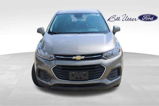 Used 2021 Chevrolet Trax LS w/ Tint and Cruise Package AWD/4WD video 2