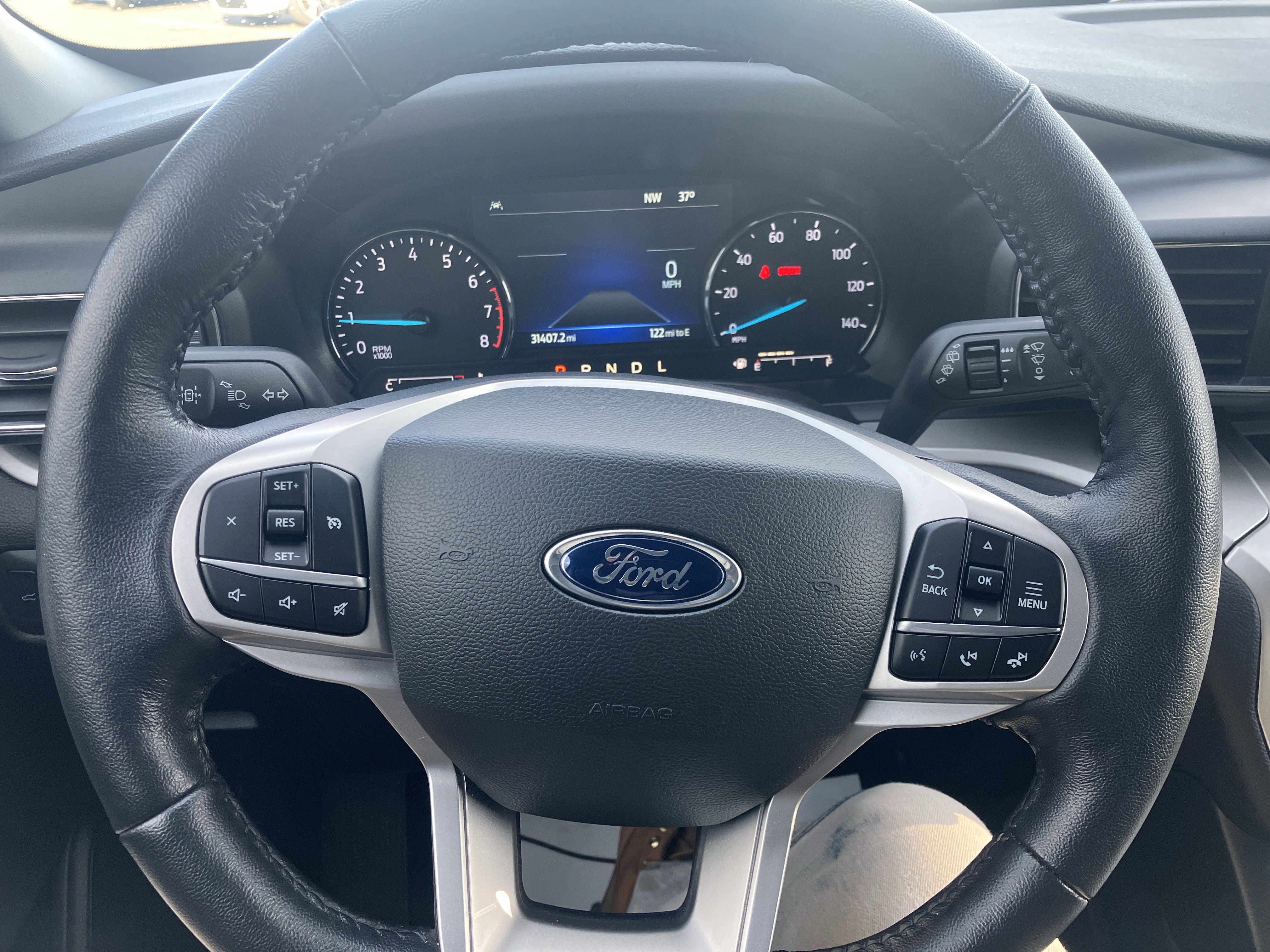 Used 2022 Ford Explorer XLT w/ Equipment Group 202A image 23