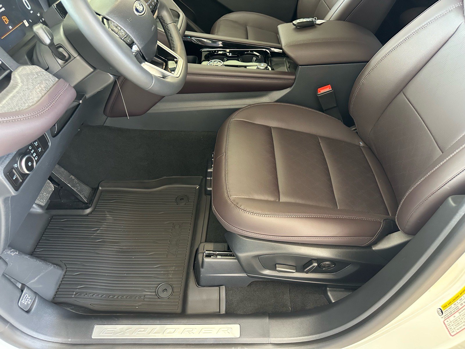 New 2026 Ford Explorer Platinum RWD image 19