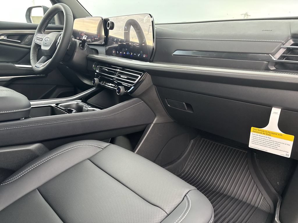 New 2026 Chevrolet Traverse LT w/ Midnight/Sport Edition AWD/4WD image 31