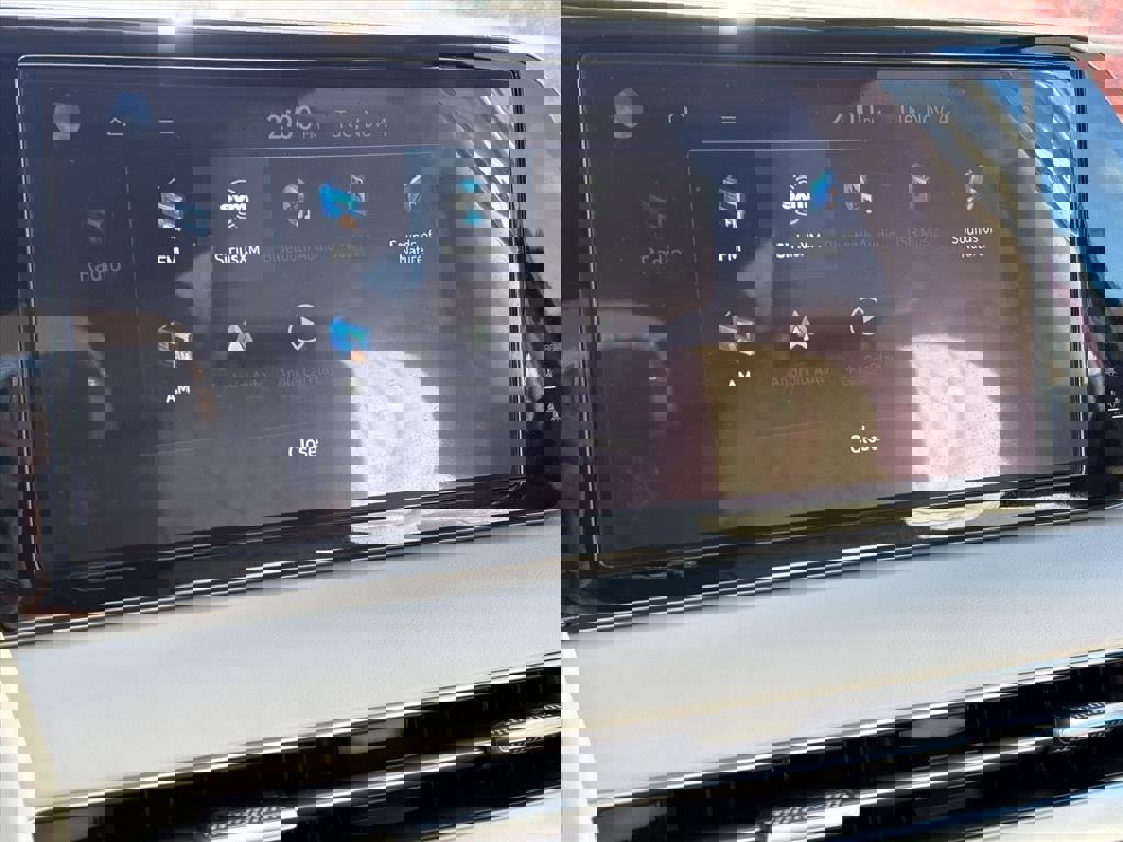 Used 2024 Hyundai Palisade Limited image 11