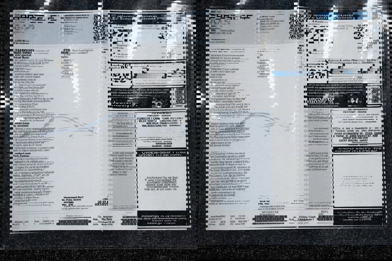 Used 2017 Porsche 911 Turbo S image 28