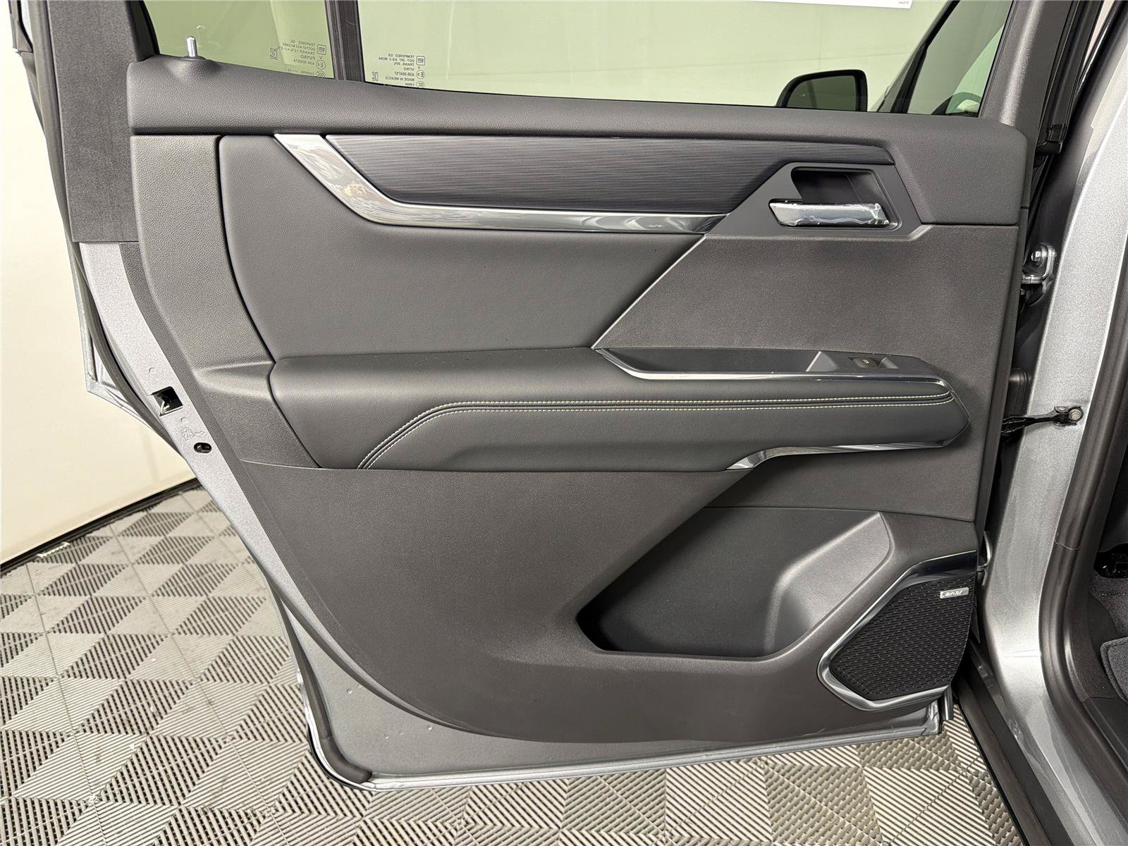 New 2026 GMC Acadia Elevation w/ Black Edition FWD image 21