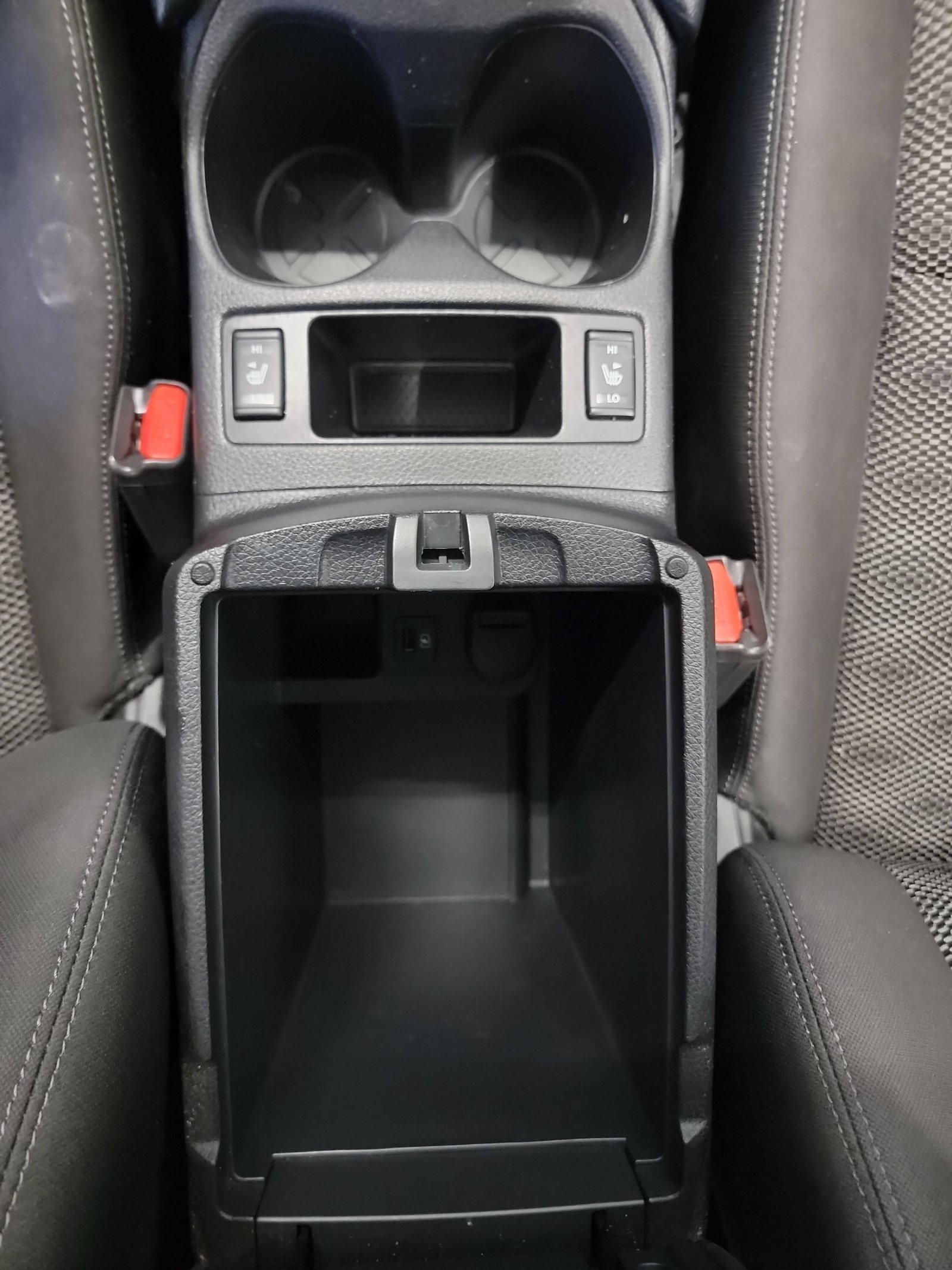 Used 2021 Nissan Rogue Sport SV FWD image 28