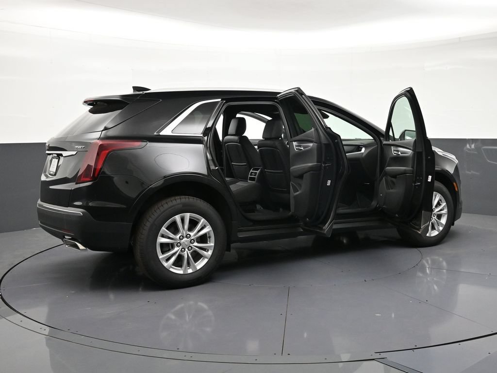 Used 2025 Cadillac XT5 Luxury AWD/4WD image 32