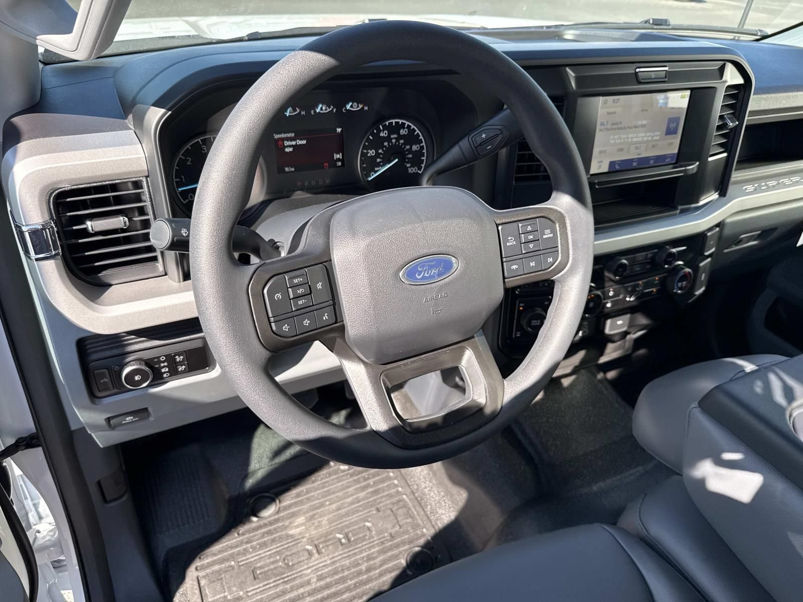 New 2026 Ford F250 XL w/ XL Off-Road Package AWD/4WD image 13