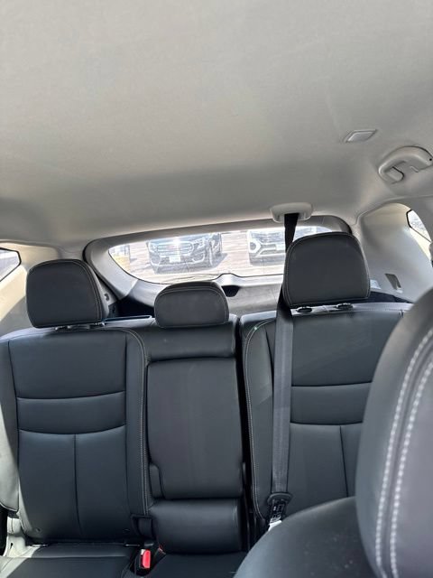Used 2024 Nissan Murano SV w/ SV Midnight Edition Package AWD/4WD image 3