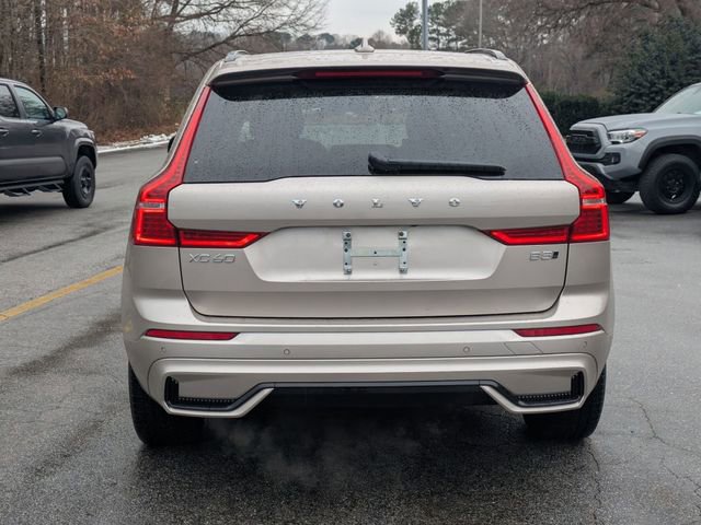 Used 2025 Volvo XC60 B5 Plus image 3