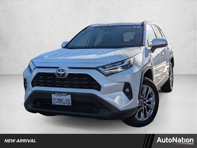 Used 2025 Toyota RAV4 XLE Premium image 1