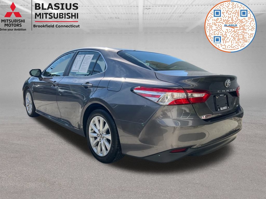 Used 2018 Toyota Camry LE FWD image 13
