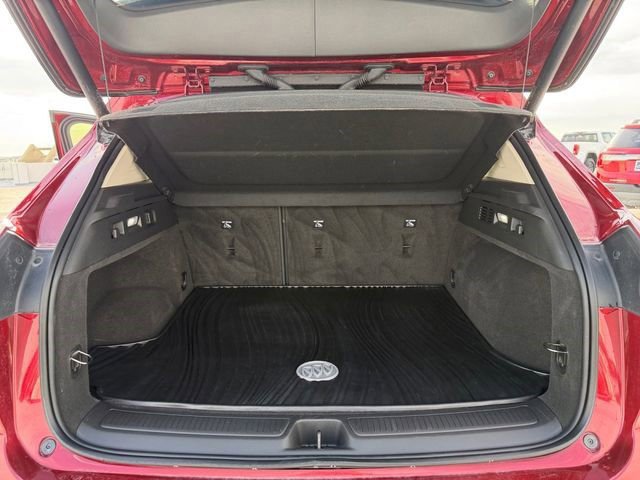 Certified 2023 Buick Envision Avenir image 8