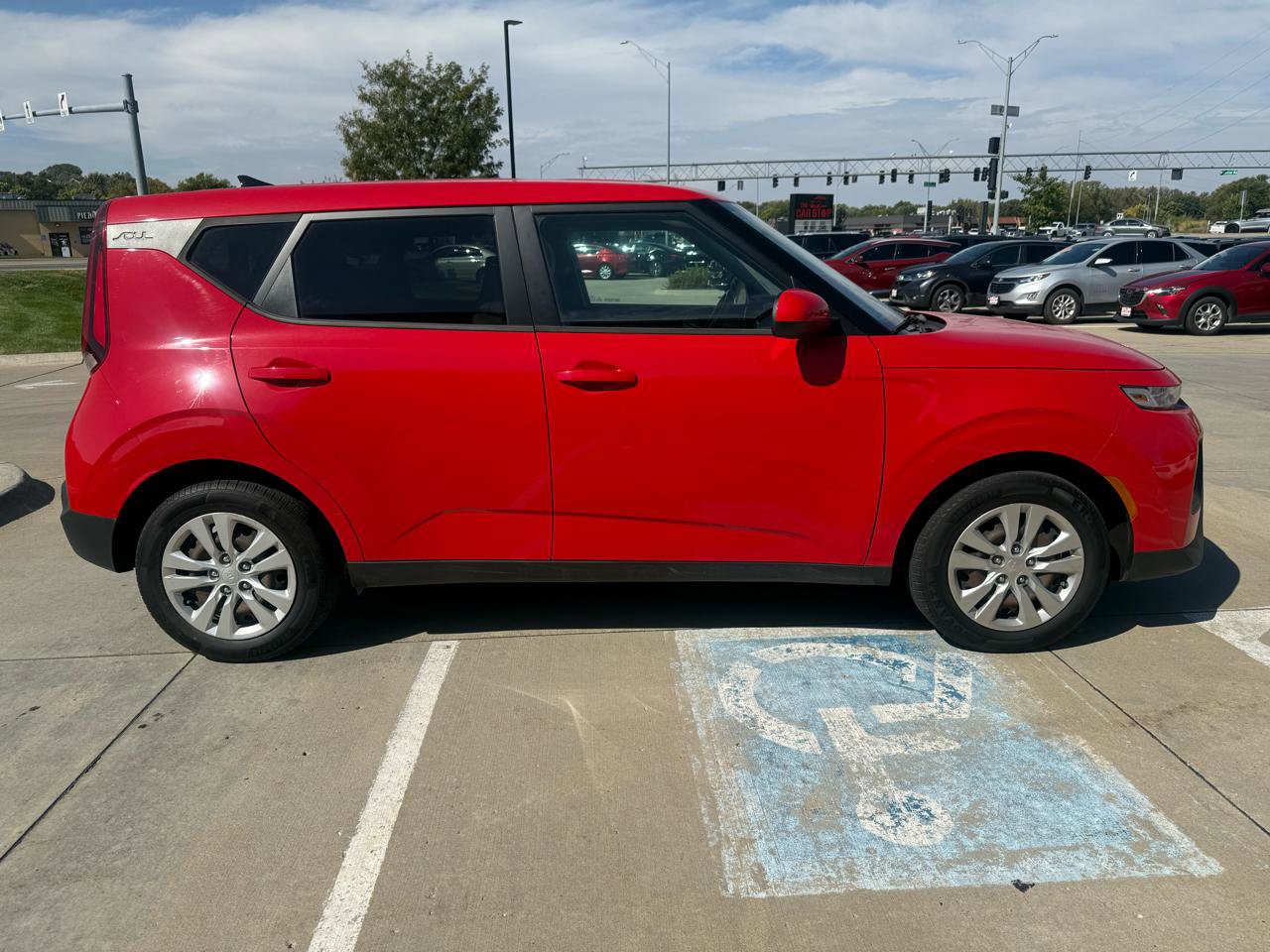 Used 2020 Kia Soul LX FWD image 5