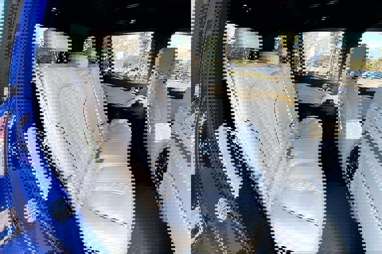 Used 2026 BMW X7 M60i image 21