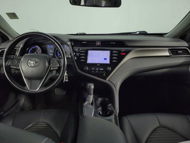 Used 2020 Toyota Camry SE image 25