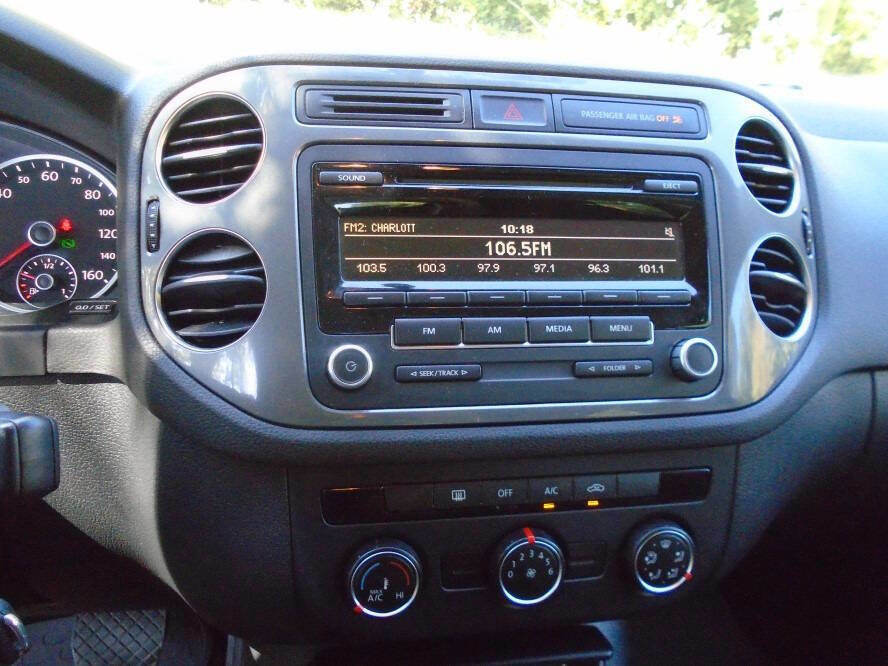 Used 2013 Volkswagen Tiguan S image 13