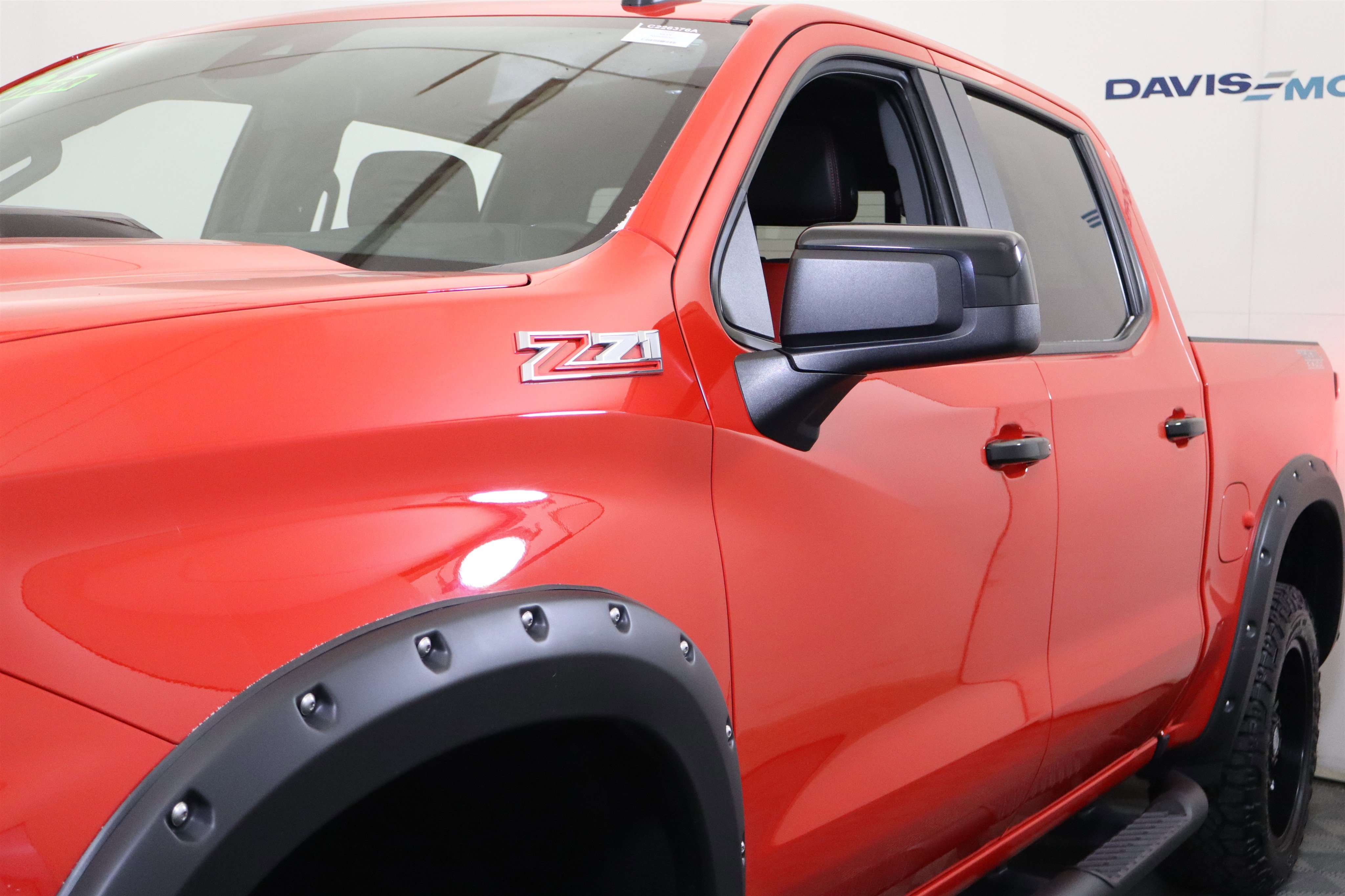 Used 2022 Chevrolet Silverado 1500 LT Trail Boss w/ Convenience Package II image 12