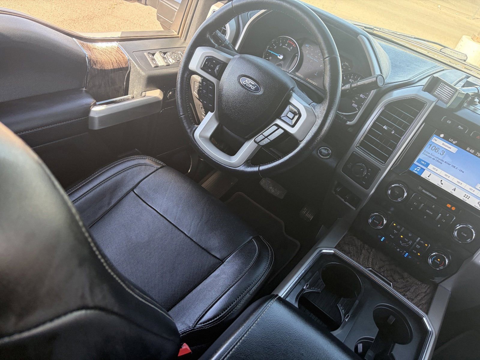 Used 2019 Ford F350 Lariat w/ Lariat Ultimate Package image 15