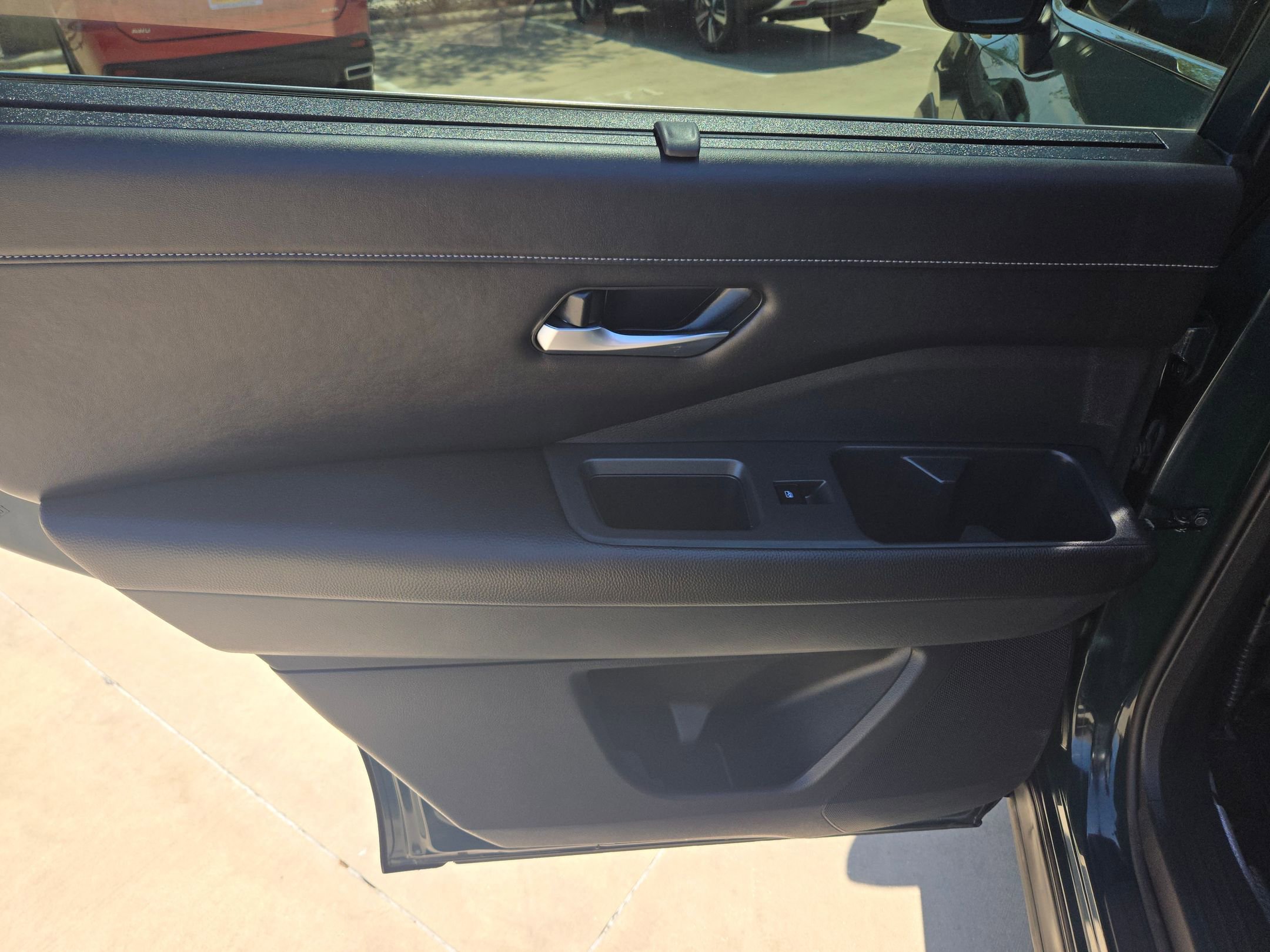 Certified 2024 Nissan Pathfinder SL FWD image 23