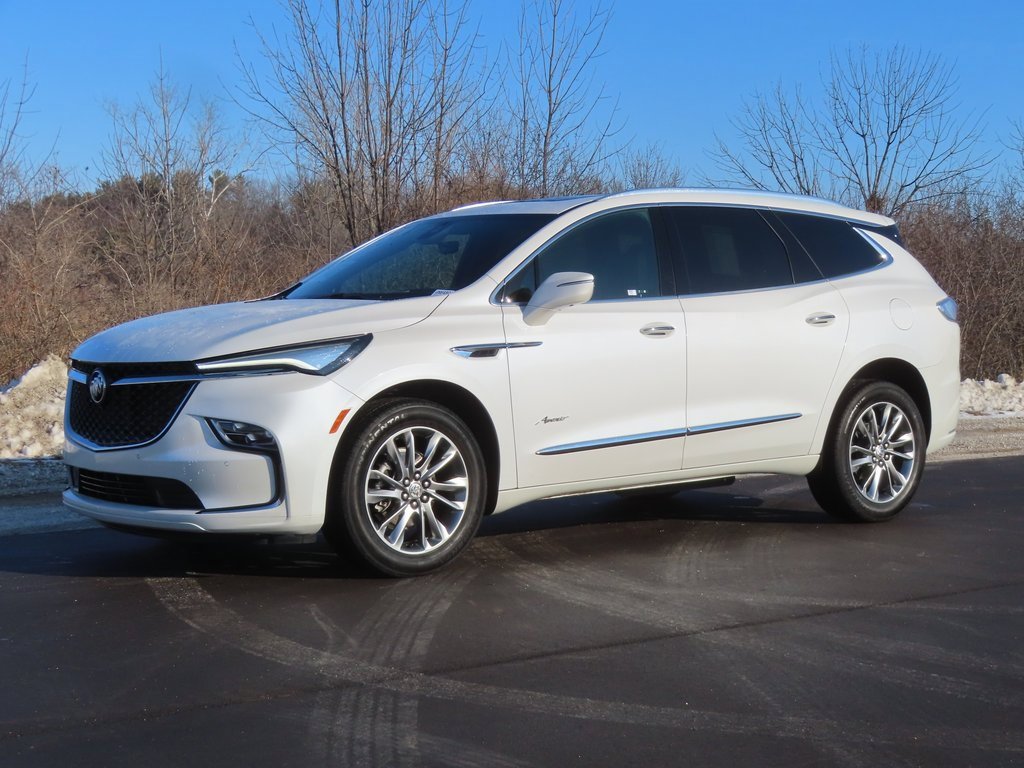 Used 2024 Buick Enclave Avenir w/ Avenir Technology Package image 29