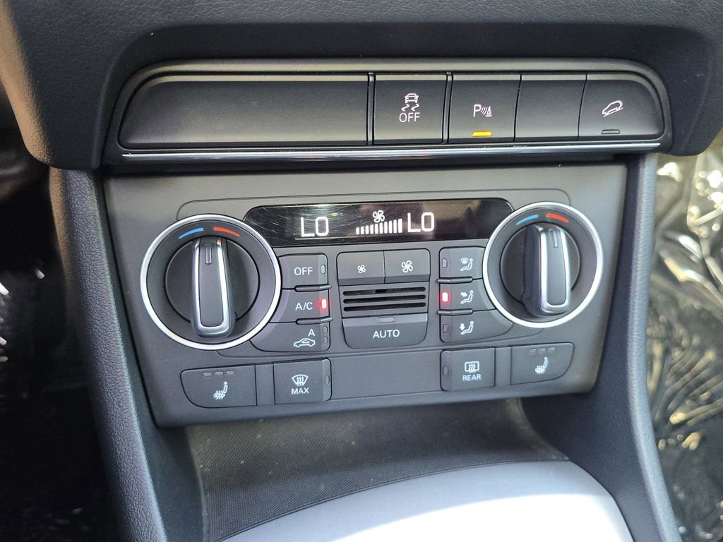 Certified 2018 Audi Q3 2.0T Premium FWD image 29