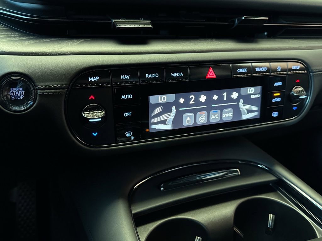 New 2026 Genesis G90 3.5T Prestige AWD/4WD image 9