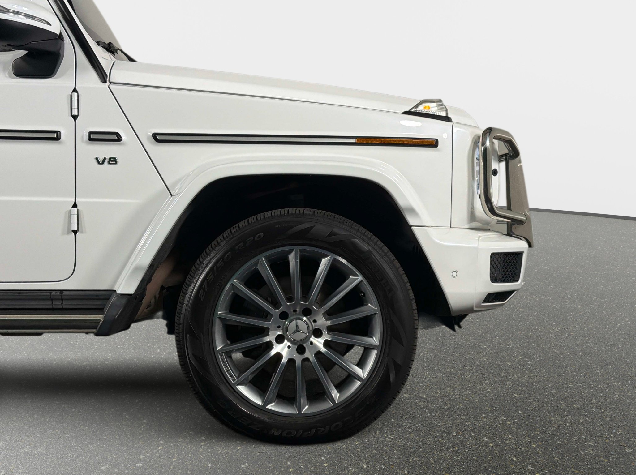 Used 2022 Mercedes-Benz G 550 image 3