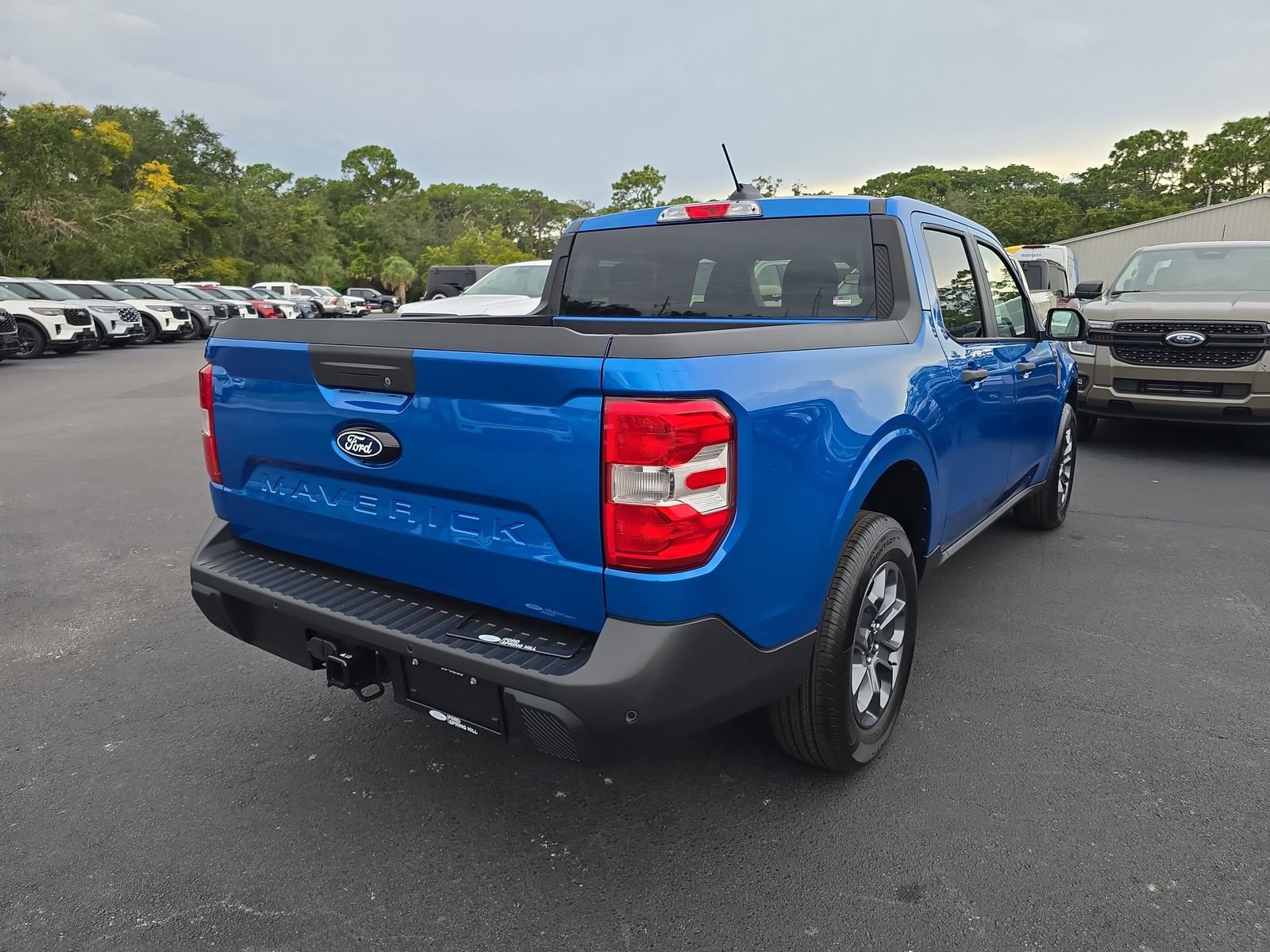 New 2025 Ford Maverick XLT w/ XLT Luxury Package image 4