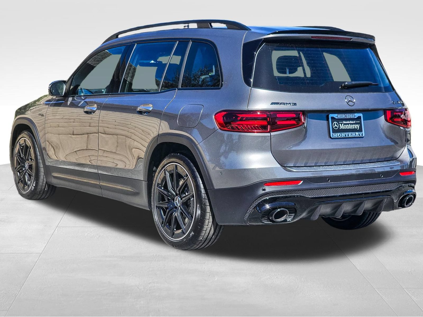 New 2026 Mercedes-Benz GLB 35 AMG 4MATIC image 6